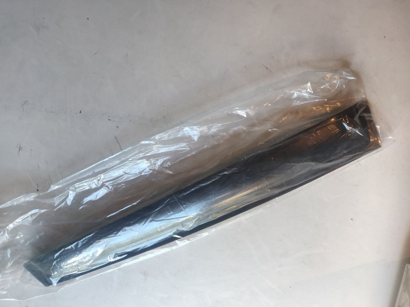 Дефлекторы задних окон прав.и лев.на Opel Astra'10