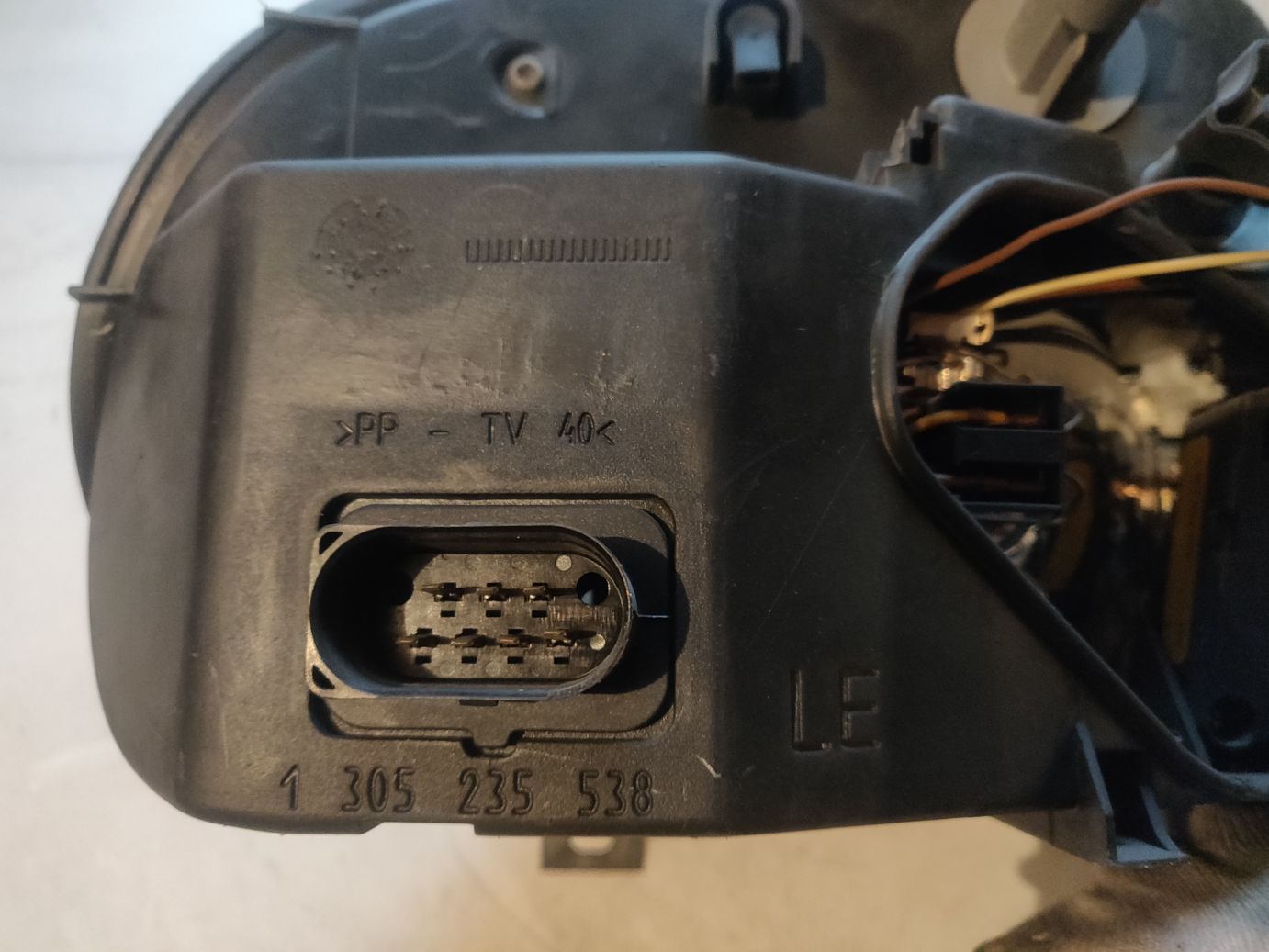 Блок-фара ваз 2123 ст/о бош левая Automotive Lighting