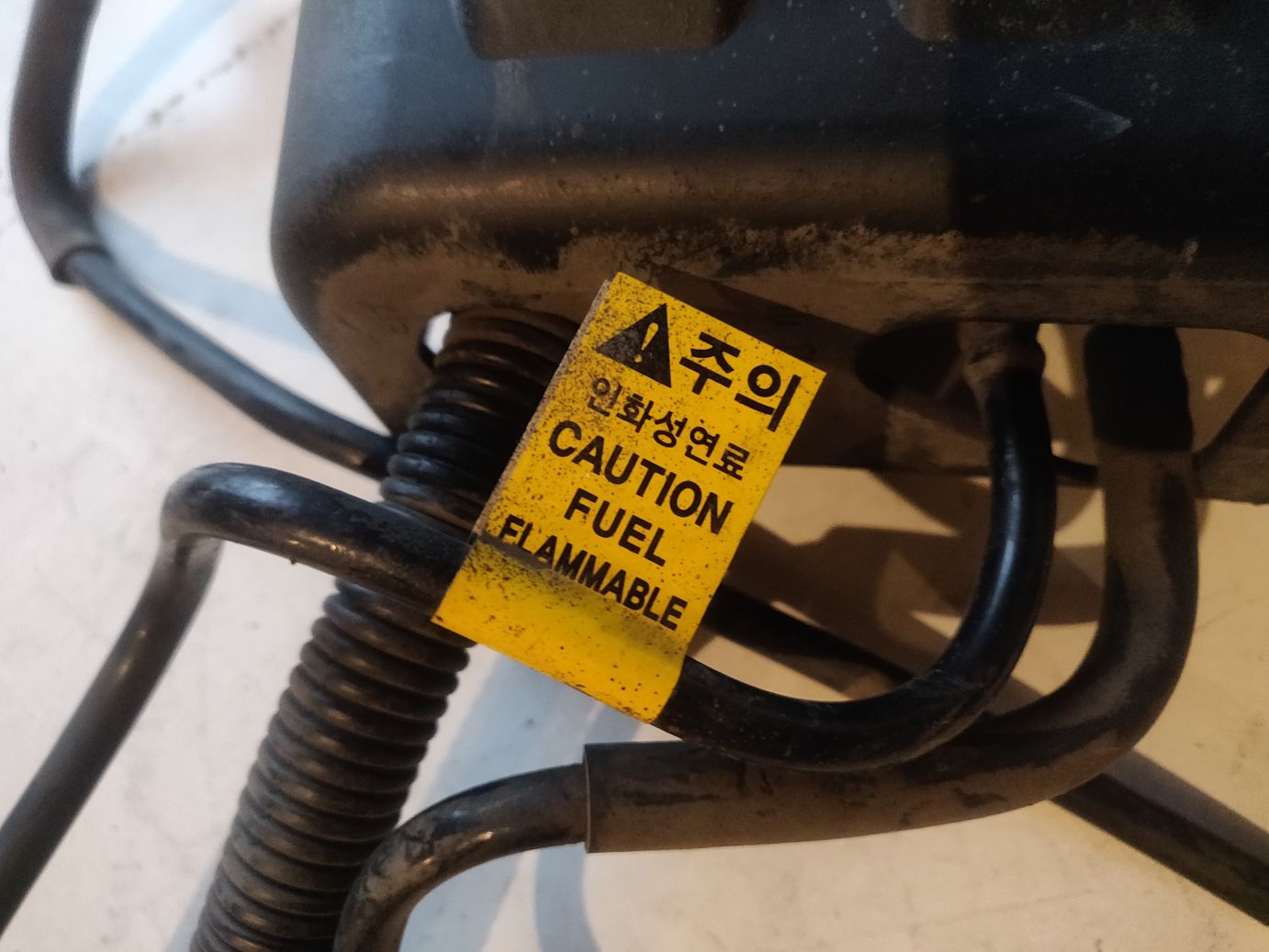 Бачок резонаторный воздушного фильтра на Chevrolet Lacetti