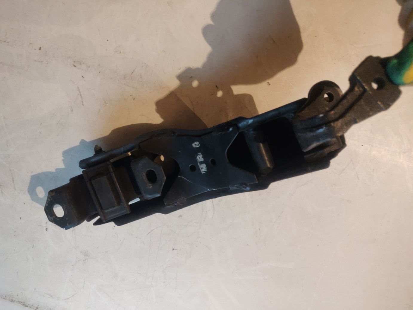 Кронштейн двигателя на Chevrolet Lanos