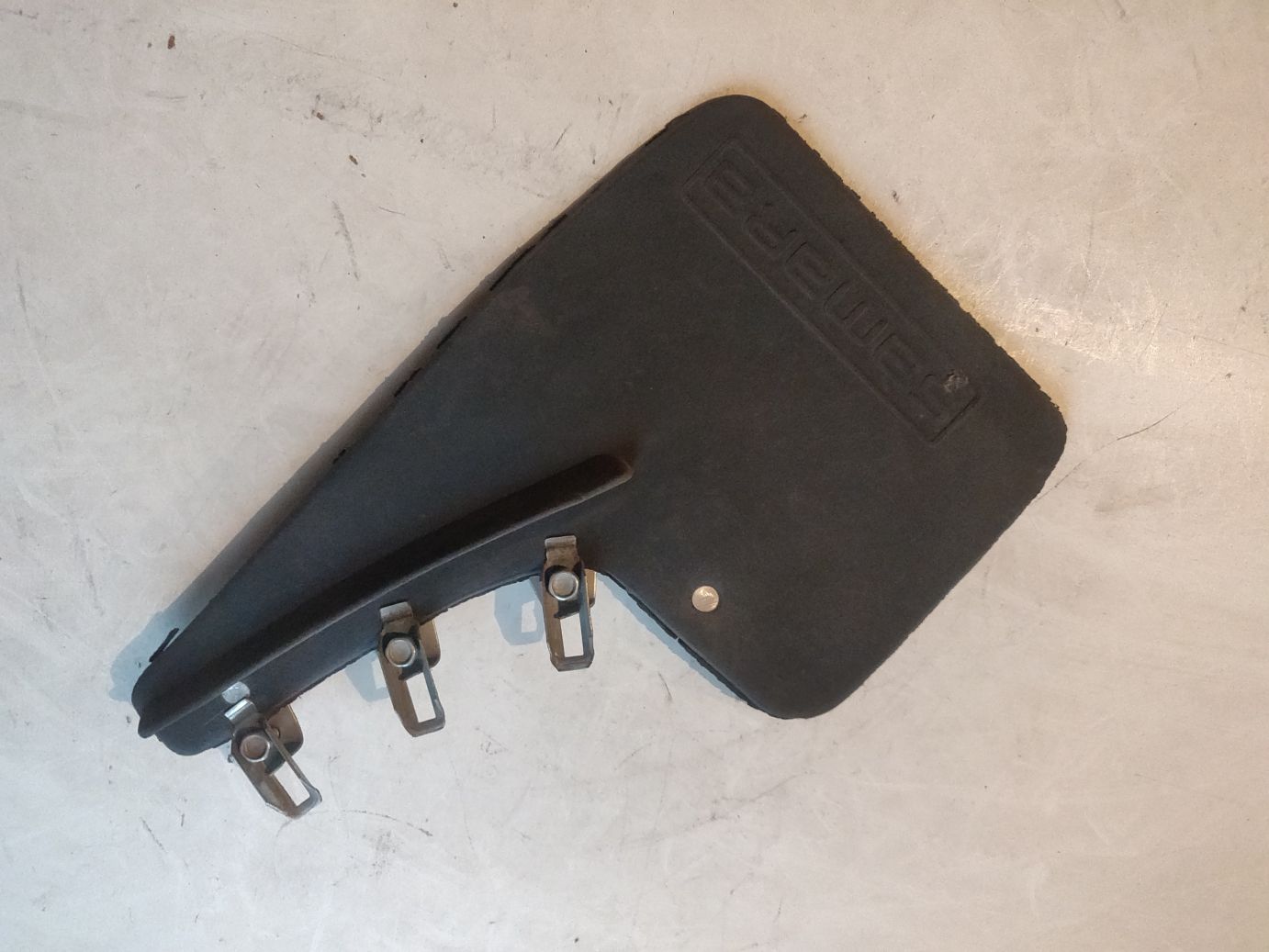 Брызговик колеса Samara на ВАЗ-2108-099 передн.правый