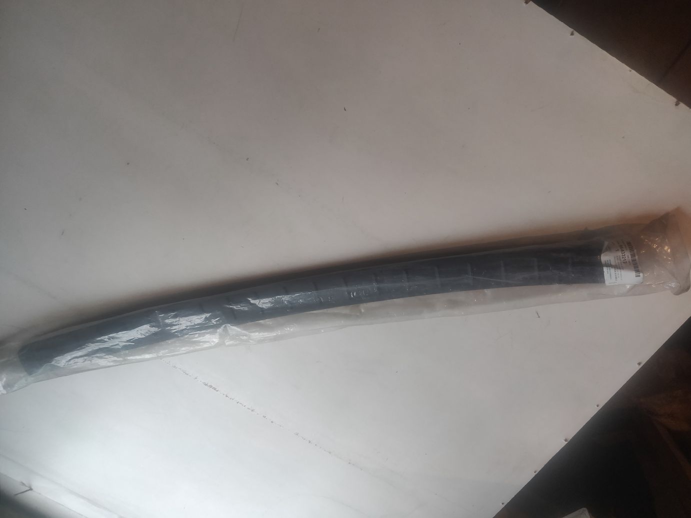 Накладка заднего бампера верхняя GM на а/м Chevrolet Captiva (С100)