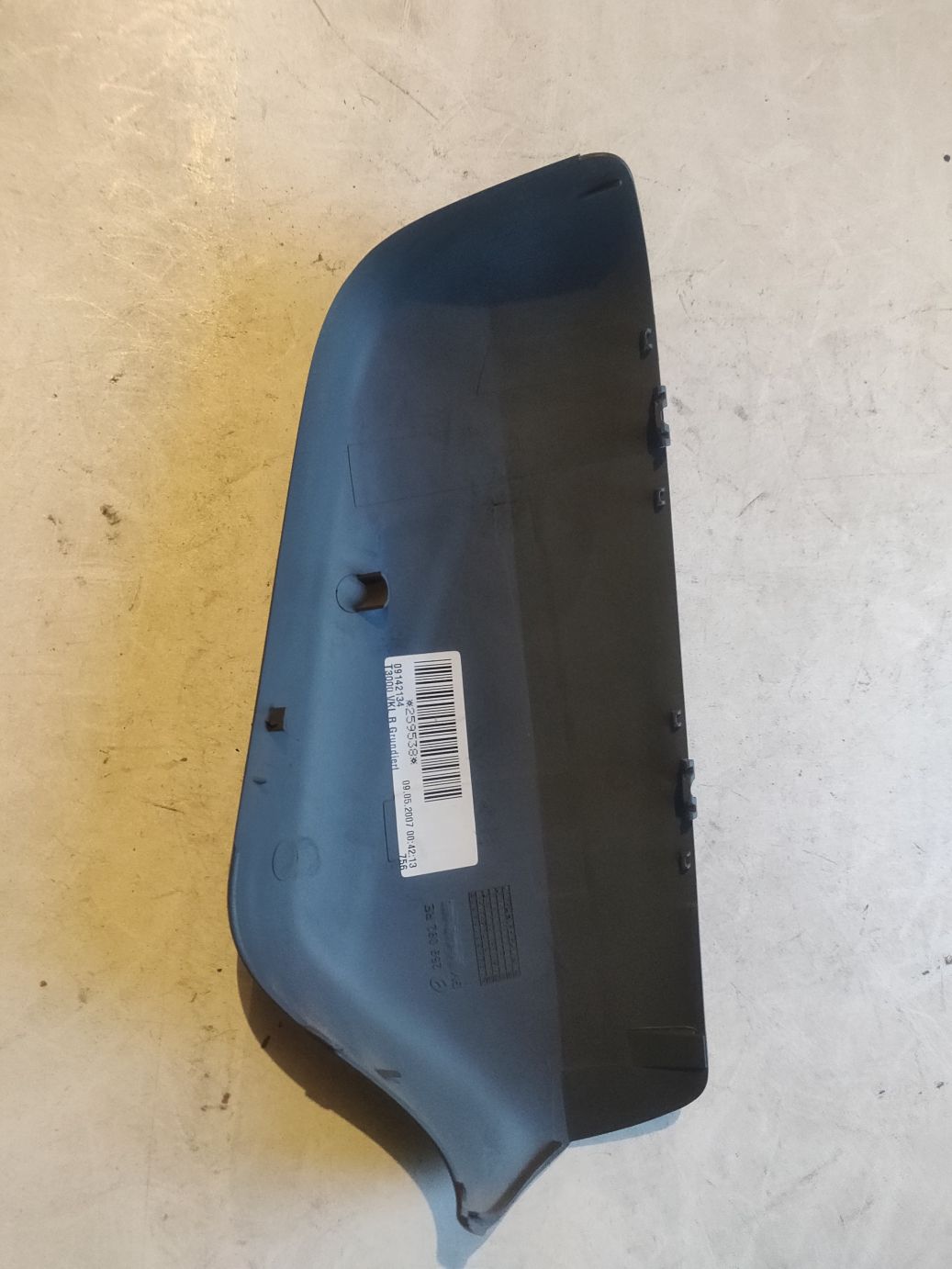 Кожух зеркала правый GM на OPEL Astra G, H