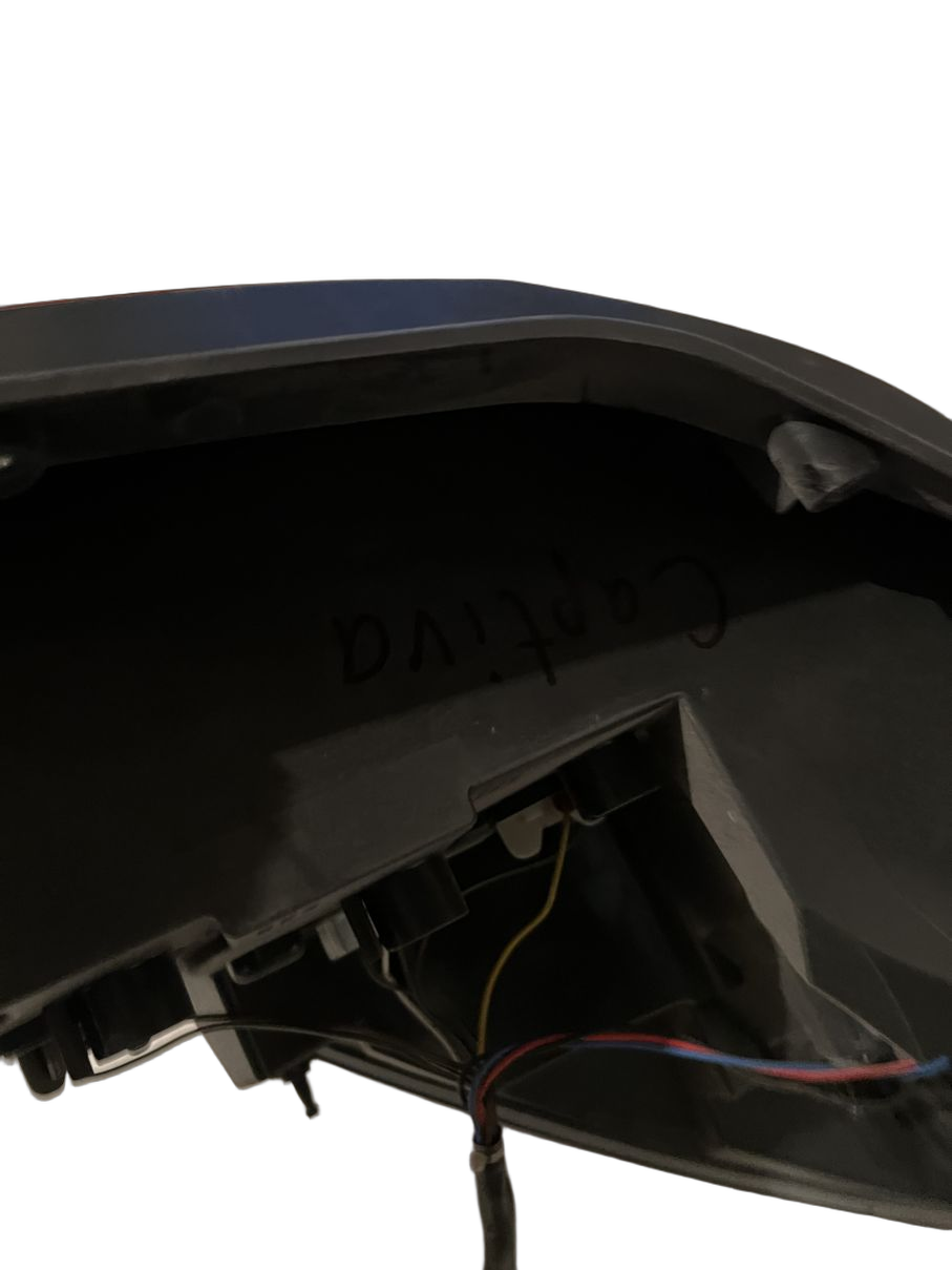 Фонарь задний задний правый на Chevrolet Captiva C140 