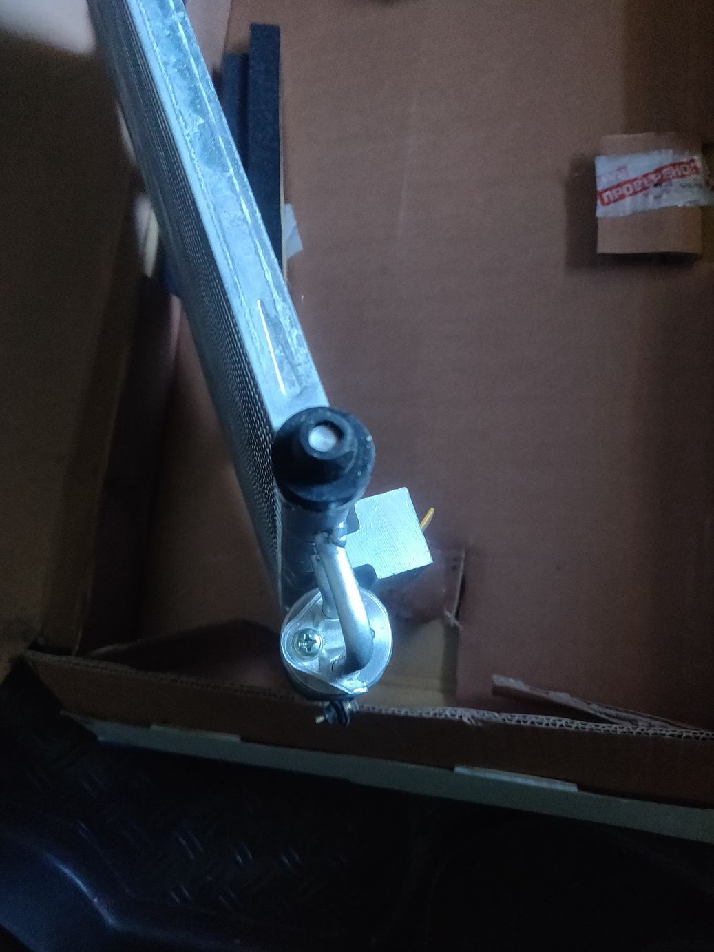 Радиатор кондиционера для а/м Chevrolet AVEO II (T200, T250, T255), Lanos (T100, T150)