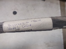 Уплотнитель стекла двери L на TOYOTA Celica