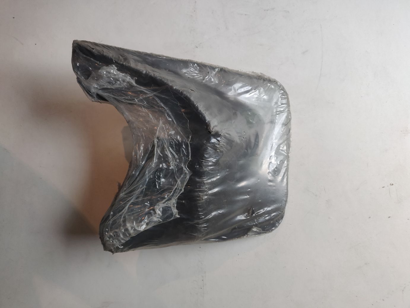 Комплект задних брызговиков на ВАЗ 2110-2112