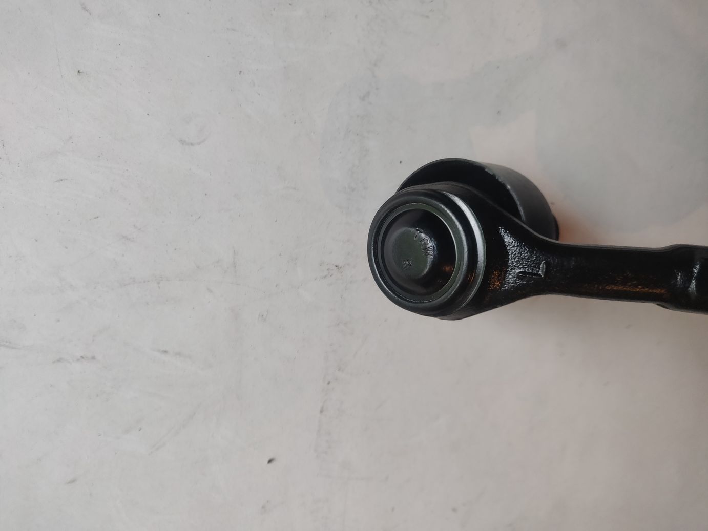 Наконечник рулевой тяги левый TRW