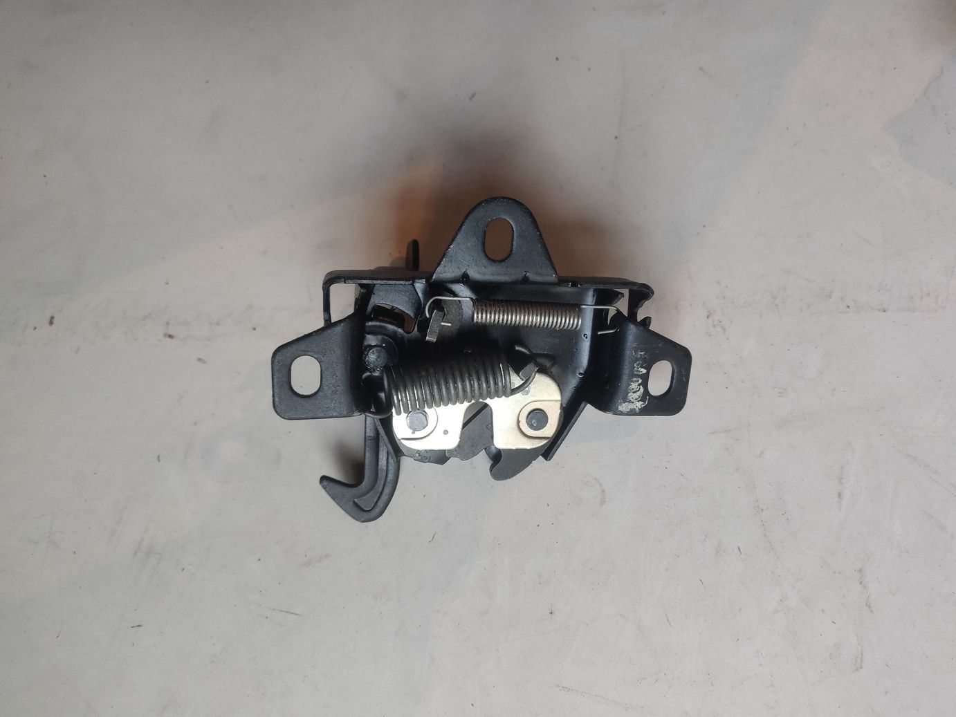 Замок капота Chevrolet Lanos