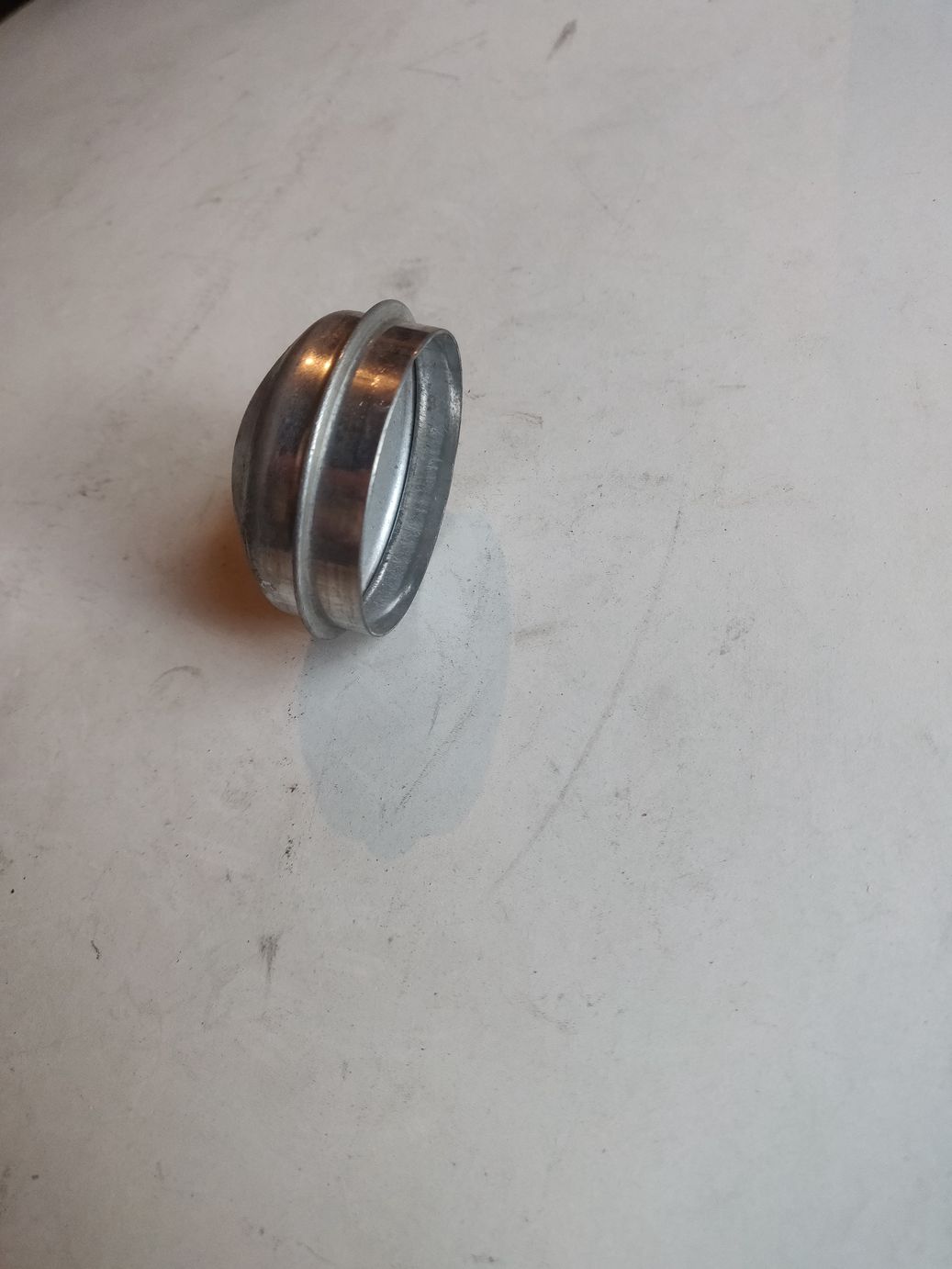 Колпачок передней ступицы Opel Astra H