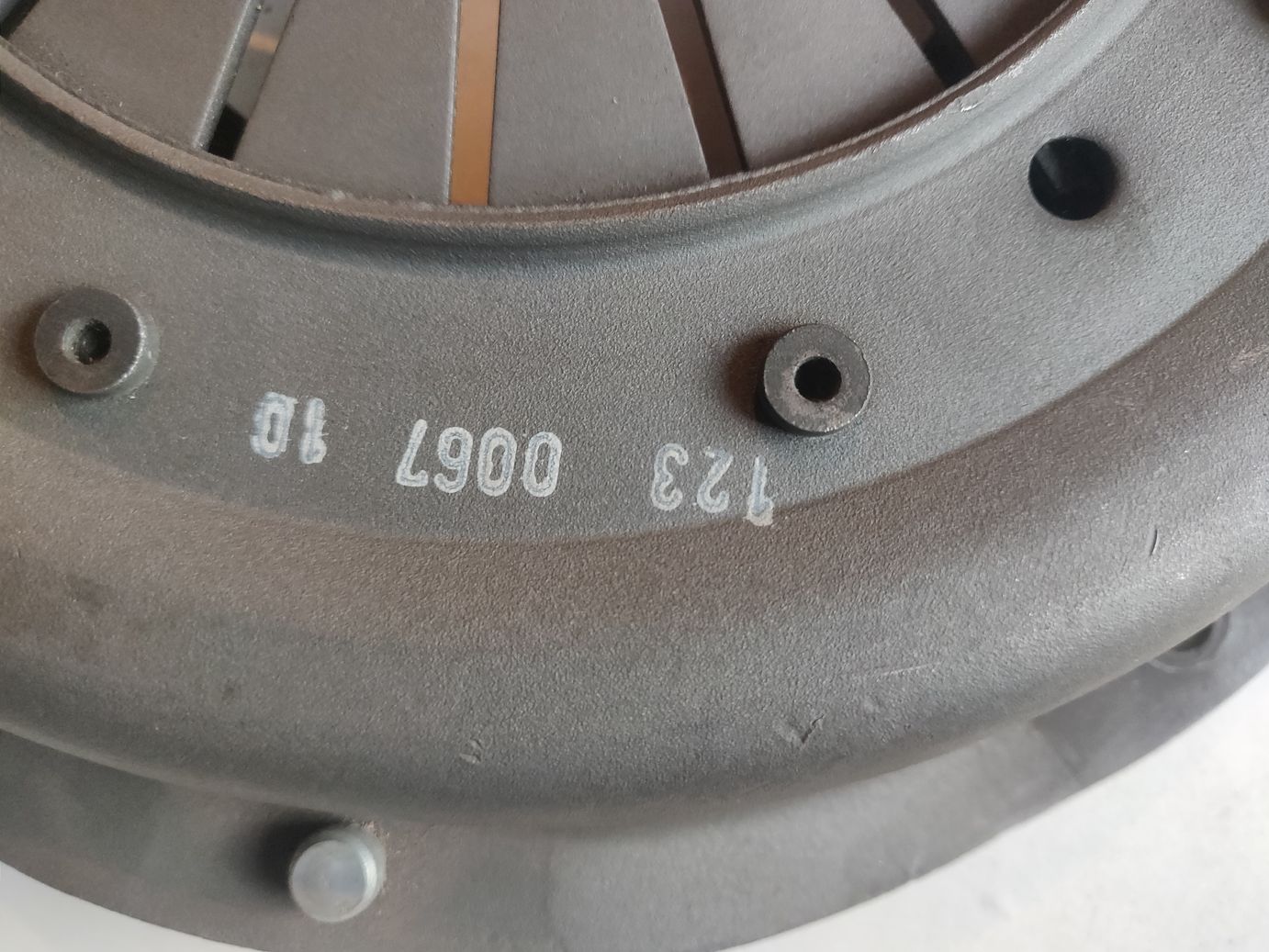 Корзина сцепления Luk на Opel Astra G, Zafira A, Vectra C