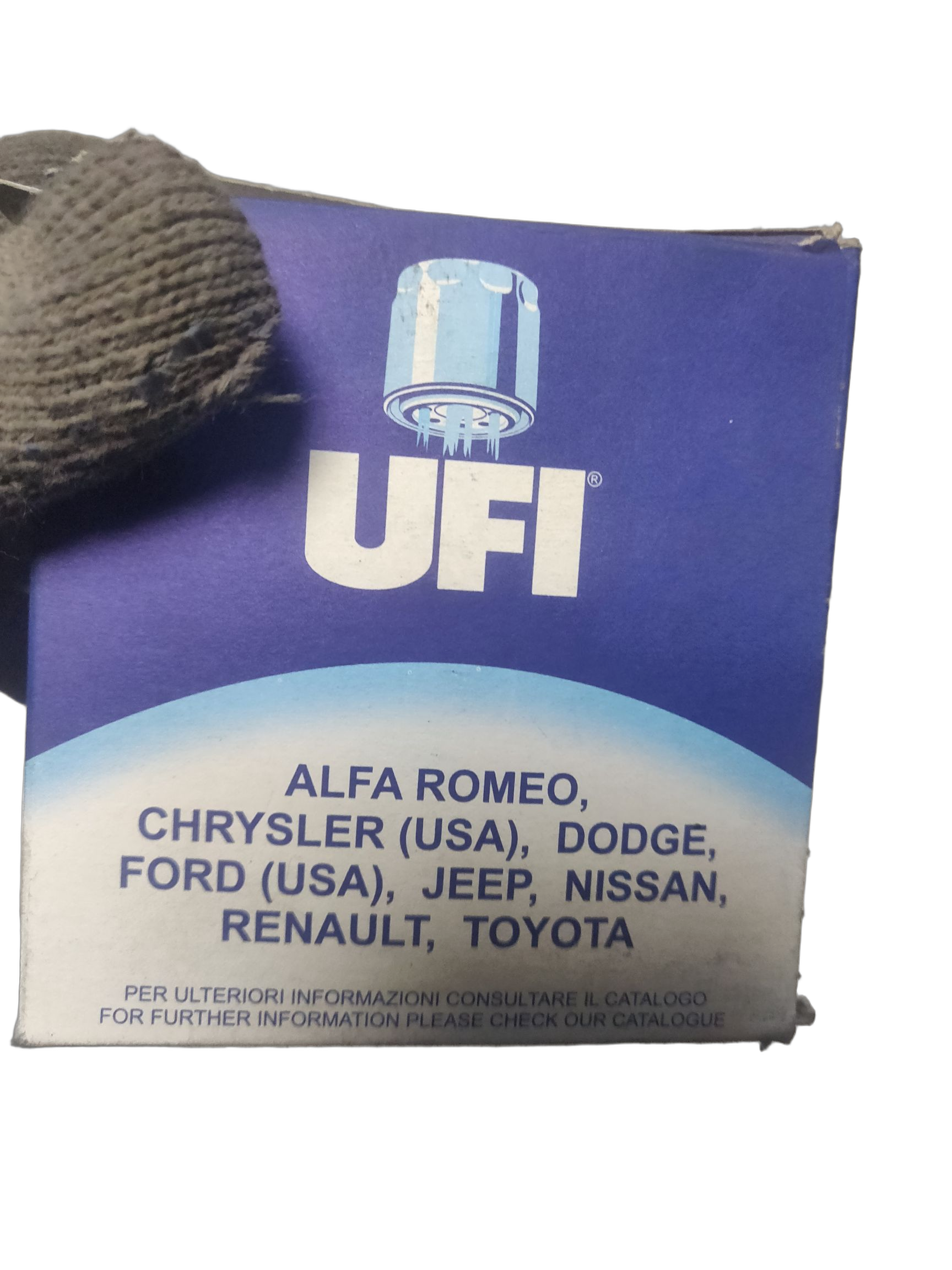 Фильтр масляный Ufi на CHRYSLER 300 C, Voyager, NISSAN Almera, Murano, Navara, Pathfinder, X-Trail