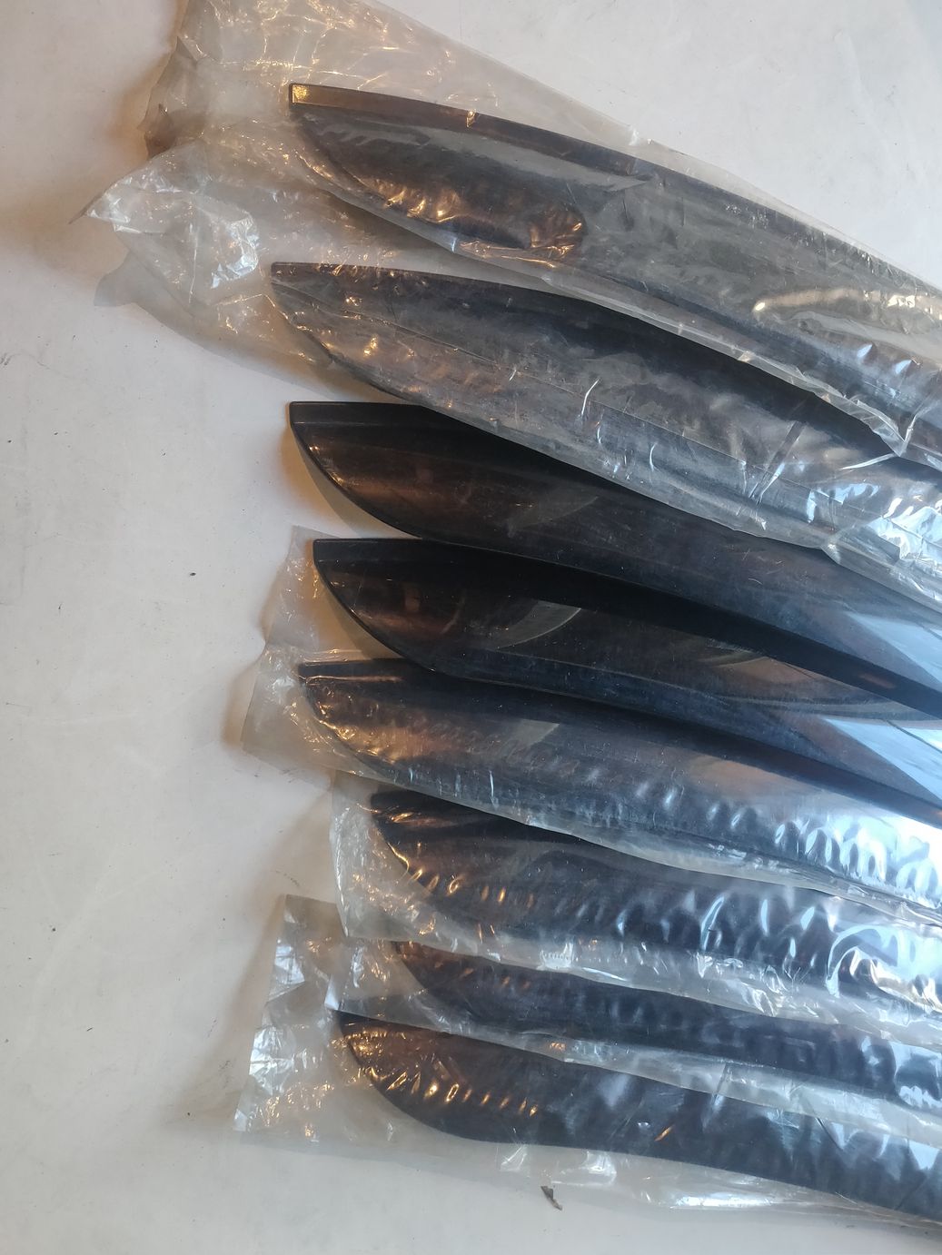 Ветровик Verna Pride задн.прав.двери